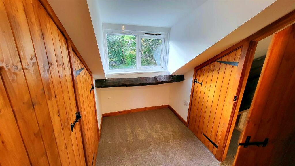 2 bed Character Property
