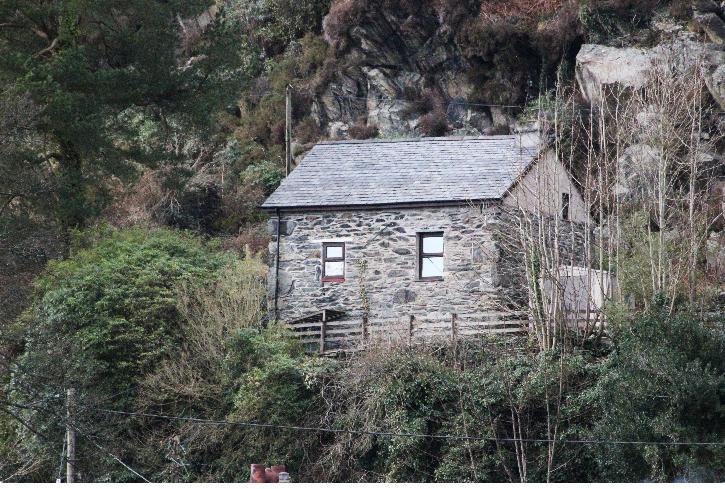 2 bed Detached