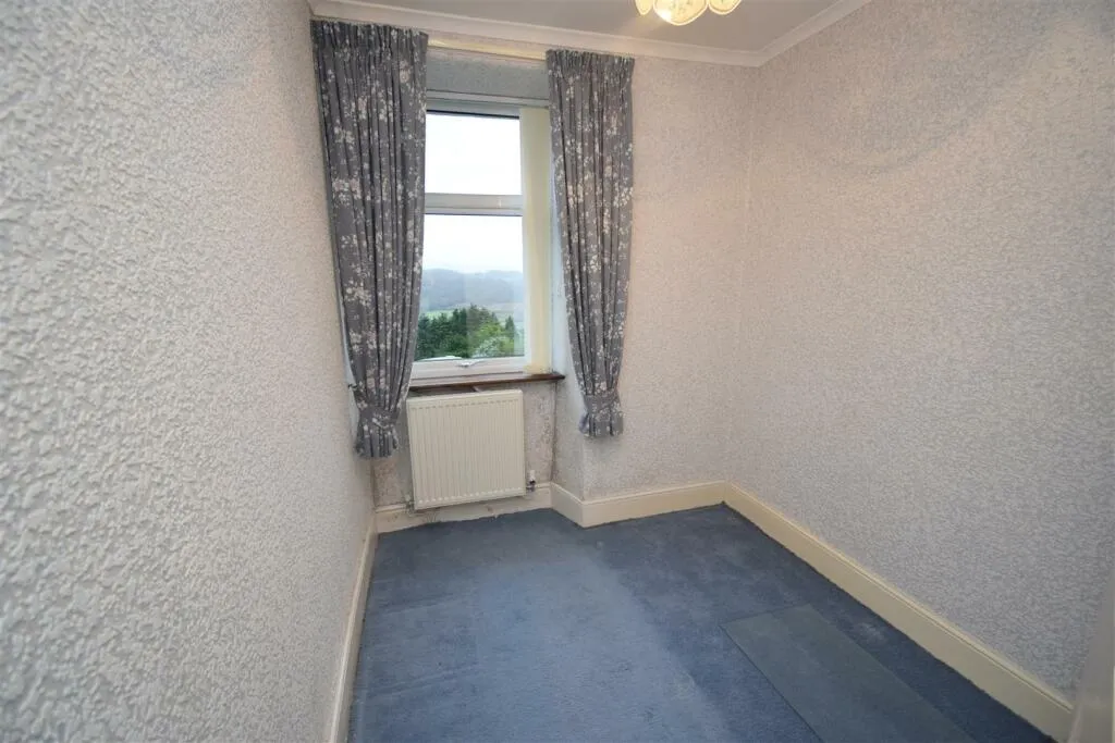 4 bed Terraced