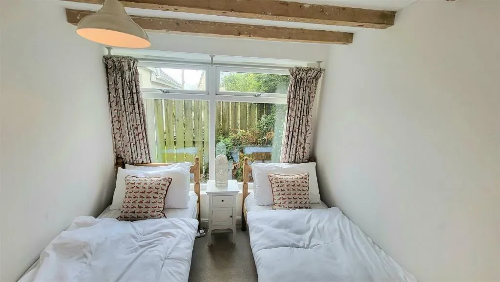 2 bed Cottage