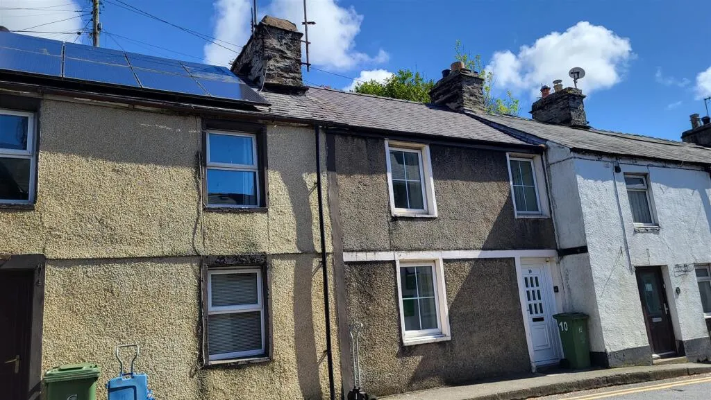 2 bed Terraced