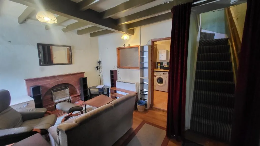 2 bed Terraced