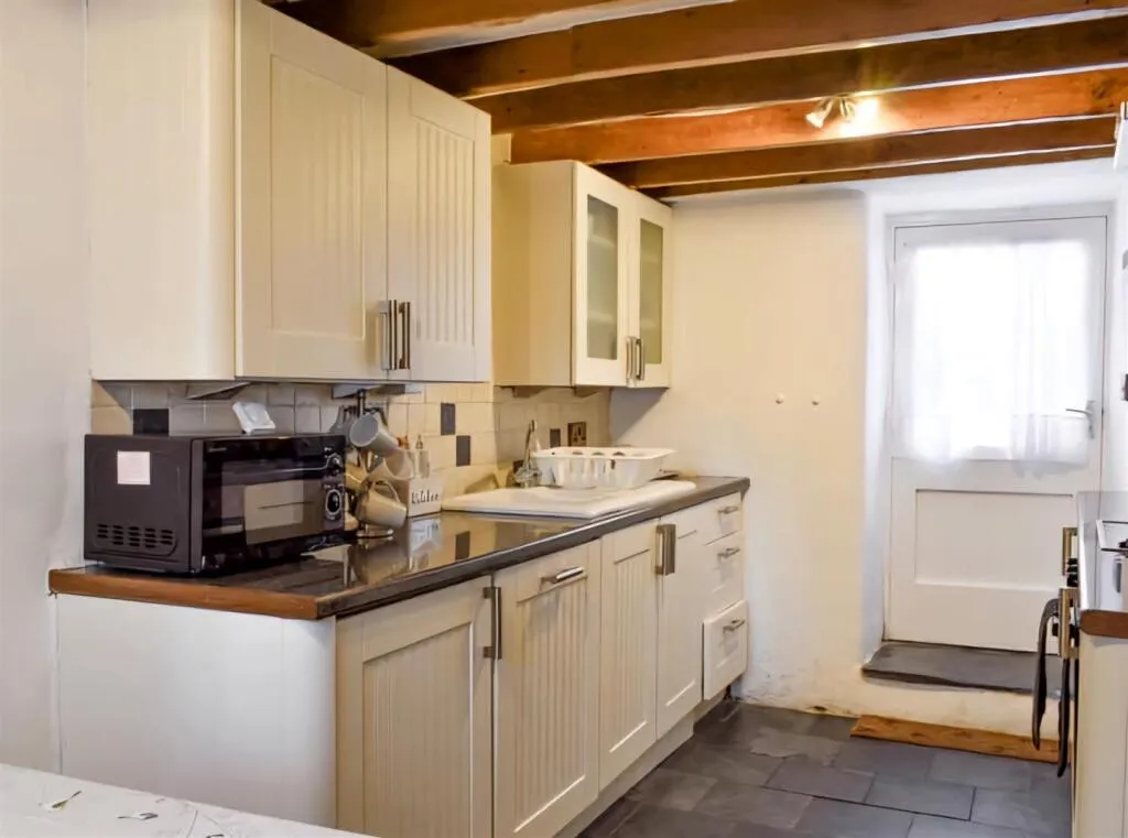 3 bed Cottage