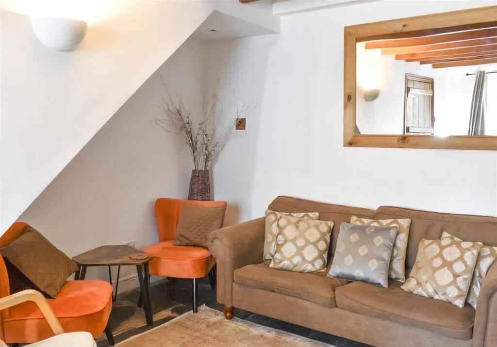 3 bed Cottage