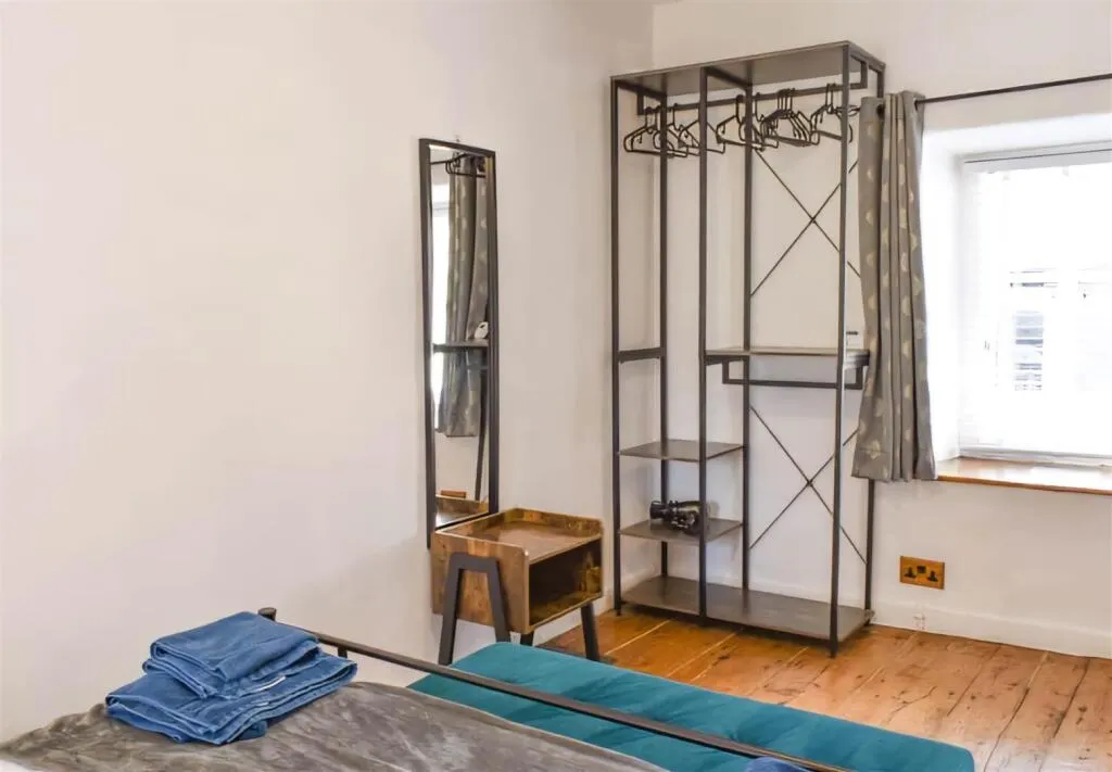 3 bed Cottage
