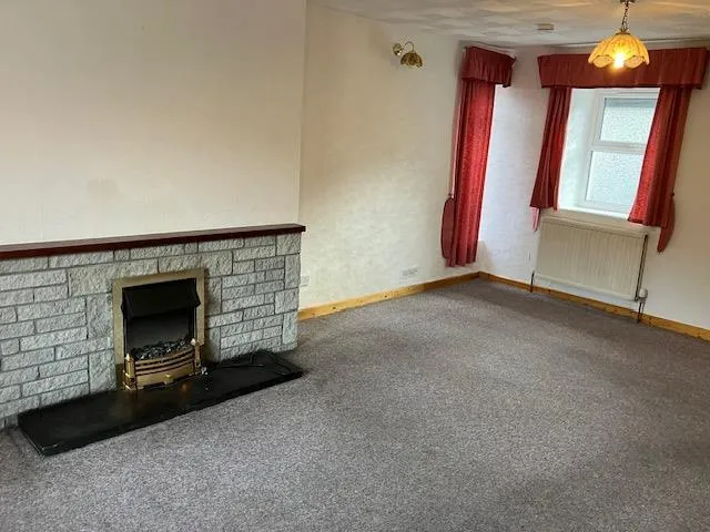 3 bed End of Terrace