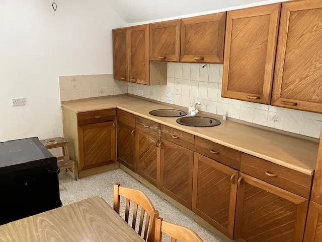 3 bed End of Terrace