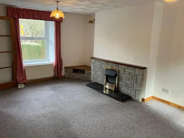 3 bed End of Terrace