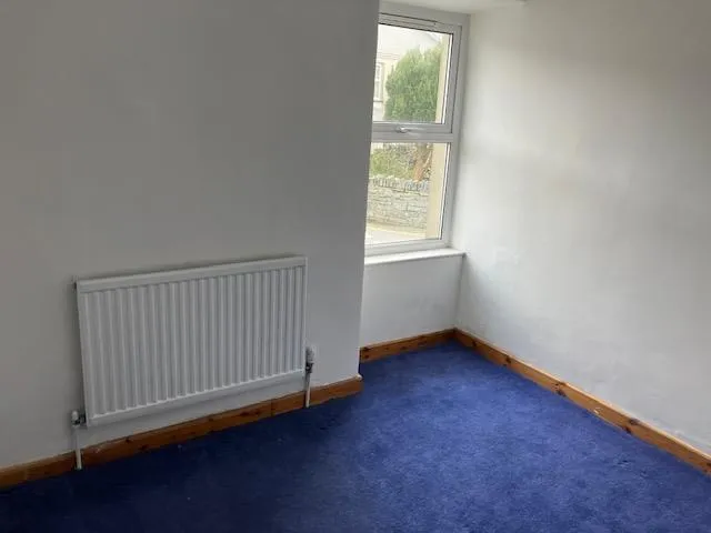 3 bed End of Terrace