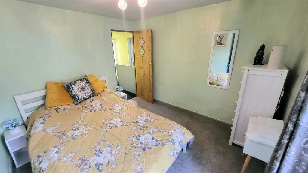 3 bed Terraced