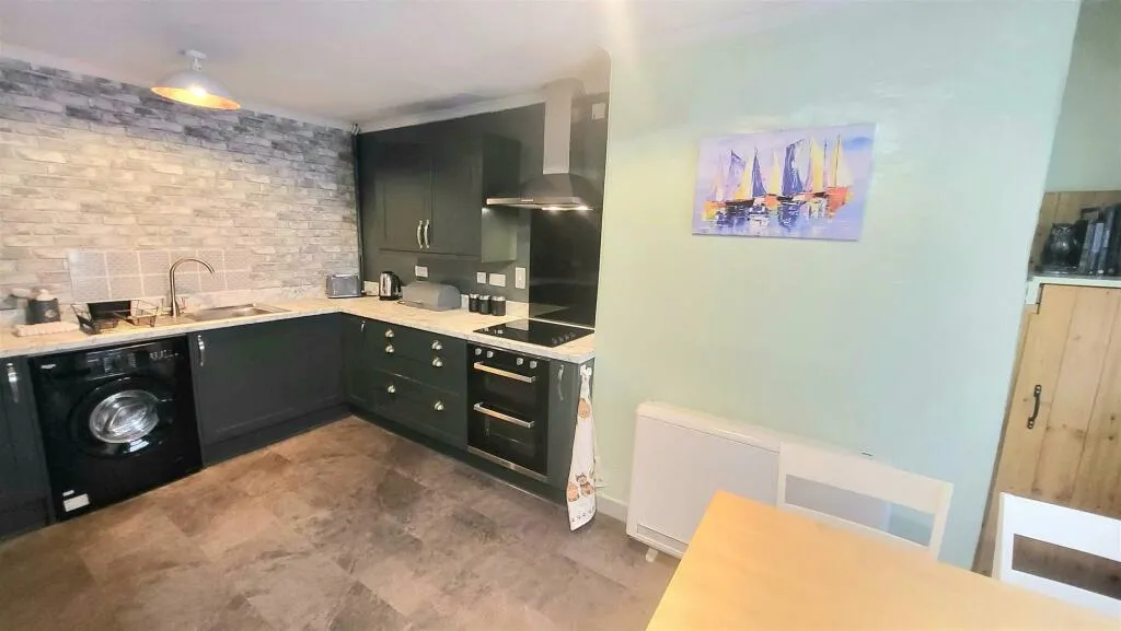 3 bed Terraced