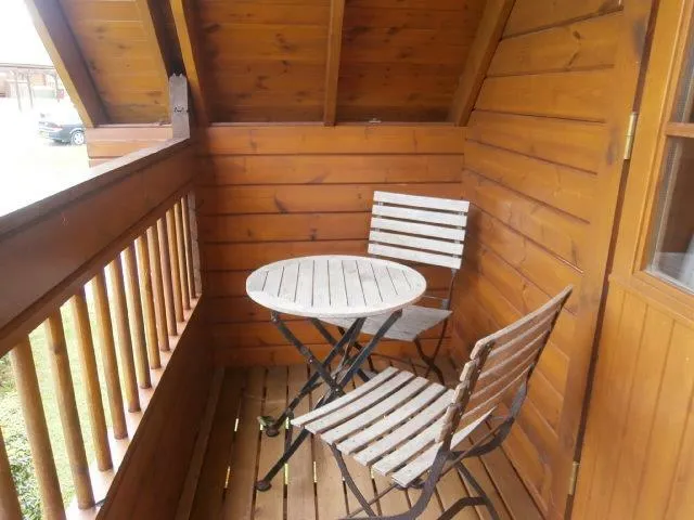 3 bed Log Cabin
