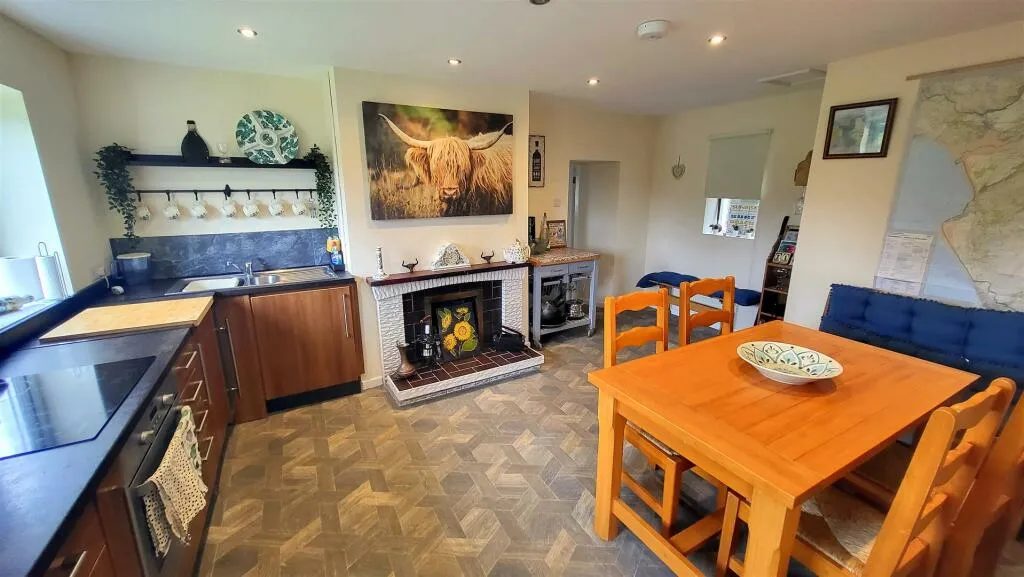 4 bed Character Property