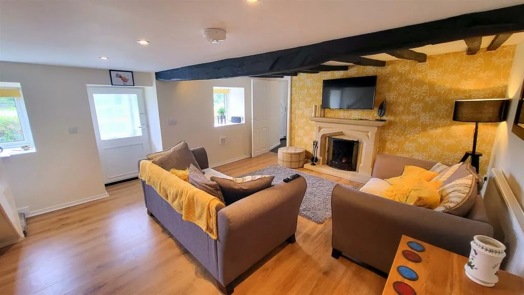 4 bed Character Property
