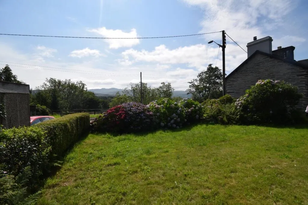 3 bed End of Terrace