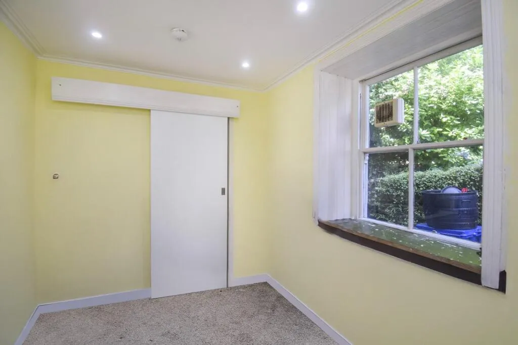 3 bed End of Terrace