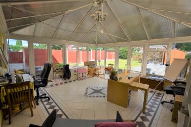 Semi detached property located in a cul-de-sac in Bradwell. Offered with NO UPWARD CHAIN - Ideal for first time buyers