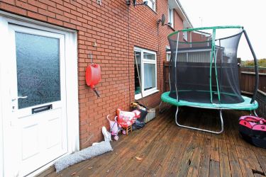**Calling all Landlords** spacious 3 double bed semi-detached property in Telford. Landlords only with a tenant in situ paying £585 pcm.