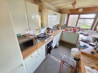 12 Kinson Park Road, Bournemouth, Dorset, BH10 7HQ - Freehold & Vacant Possession