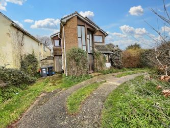 12 Kinson Park Road, Bournemouth, Dorset, BH10 7HQ - Freehold & Vacant Possession