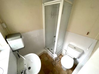 Block of 4 One Bedroom Flats Plus Basement in East Street, Weymouth, Dorset, DT4 8BP - Freehold and Vacant Possession