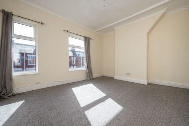 This is ideal for a first time buyer or a buy to let investor, it offers spacious living accommodation throughout and has huge potential for someone to put their own stamp on it.