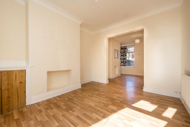 This is ideal for a first time buyer or a buy to let investor, it offers spacious living accommodation throughout and has huge potential for someone to put their own stamp on it.