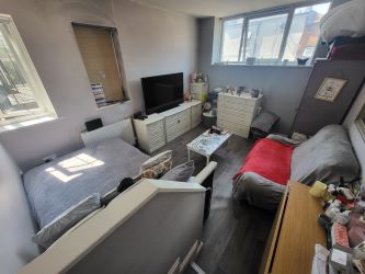 Modern Studio Flat with Separate Kitchen, 93 Commercial Road, Bournemouth, Bournemouth, BH2 5RT - Long Leasehold