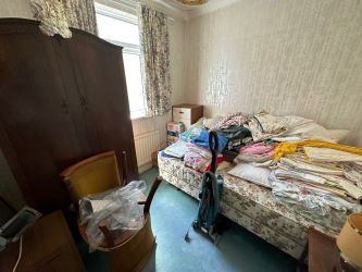Detached 2 Bedroom Bungalow in Dennistoun Avenue, Christchurch, Dorset, BH23 3QL - Freehold & Vacant Possession