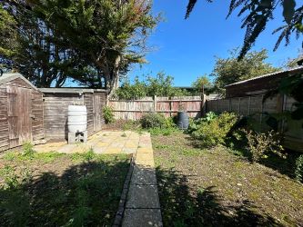 Detached 2 Bedroom Bungalow in Dennistoun Avenue, Christchurch, Dorset, BH23 3QL - Freehold & Vacant Possession