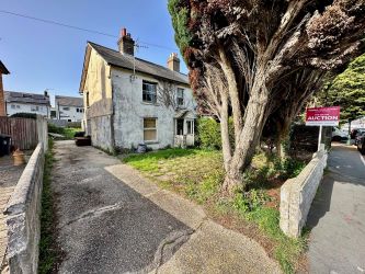 69 Victoria Road, Springbourne, Bournemouth BH1 4RT - Freehold & Vacant