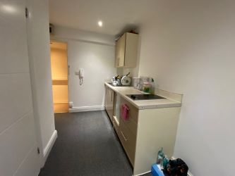 EXCELENT HIGH YIELD STUDIO FLAT IN CITY CENTRE