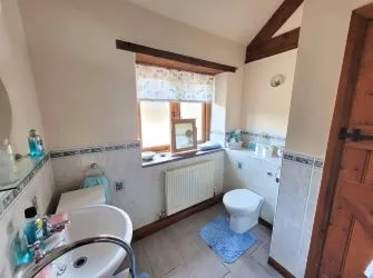 BARN 3, MANOR FARM, NEWTON, PORTHCAWL, CF36 5SP
Guide price £499,995
Auction 28.11.24
Pre auction offers welcomed

Viewing - Please  contact us to boom your slot - Wednesday 13th - 4pm