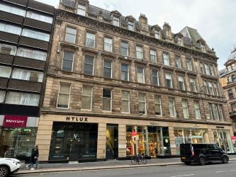 Attractive Tenanted Investment Opportunity - 2 Bedroom Flat