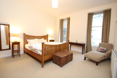 Attractive Tenanted Investment Opportunity - 2 Bedroom Flat