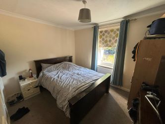Town & Country Property Auctions offers this incredible 2 bedroom Flat in Bellshill