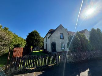 Town & Country Property Auctions offers this incredible 2 bedroom Flat in Bellshill