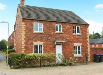 FANTASTIC VALUE 
This spacious four bedroom detached family home is conveniently located with easy access to local schooling, amenities and the national road network.