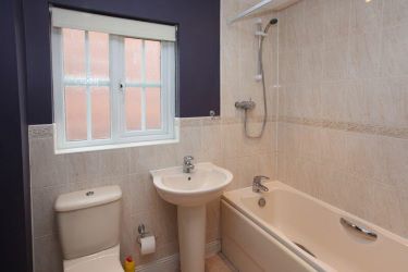 FANTASTIC VALUE 
This spacious four bedroom detached family home is conveniently located with easy access to local schooling, amenities and the national road network.