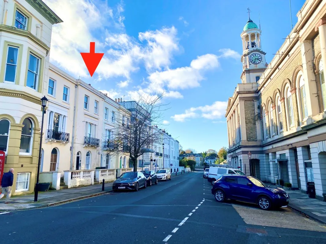 Flat 2, 7 Lind Street, Ryde, Isle Of Wight, PO33 2NQ