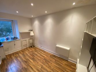 MASSIVE £20,000 discount from home report on this modern one bedroom flat close to Dundee city centre.