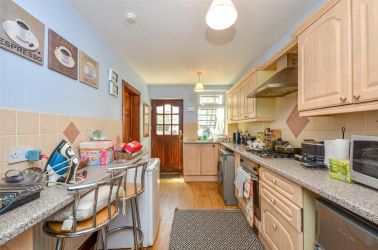 *COMBINED LOTS* This well-proportioned, 4 Bedroom maisonette and 1-bedroom basement within an end terrace property spans over 3 floors. The property is ideally located in the centre of Colwyn Bay, with local schools, shops, transport links and even the beach all within easy reach.