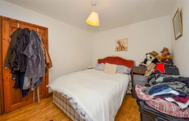 *COMBINED LOTS* This well-proportioned, 4 Bedroom maisonette and 1-bedroom basement within an end terrace property spans over 3 floors. The property is ideally located in the centre of Colwyn Bay, with local schools, shops, transport links and even the beach all within easy reach.