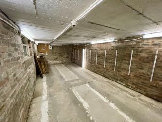 GRADE II LISTED, circa 1820-1830 - Recently used as offices. Potential for many uses (stp)
Auction 29/2/24
Viewing - 24/2 @ 11am