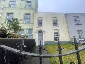 GRADE II LISTED, circa 1820-1830 - Recently used as offices. Potential for many uses (stp)
Auction 29/2/24
Viewing - 24/2 @ 11am