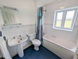 A fine 2 bedroom terraced house in an excellent position overlooking The Abbey, close to the town centre.