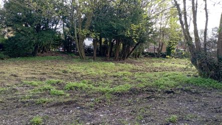 OUTLINE APPLICATION APPROVED FOR RESIDENTIAL DEVELOPMENT BARN BUILDINGS HAVE GOOD POTENTIAL TO REDEVELOP / REFURBISH.