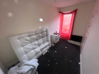 Town & Country Property Auctions offers this incredible 1 Bedroom Flat in Hawick