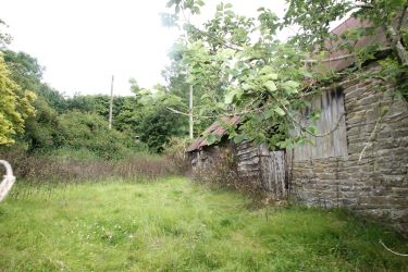 A Couple Of Dilapidated Barns, Being Situated On A Good Sized Plot In The Small Village Of Edgton. Potential To Redevelop The Barn And Plot, Subject To Appropriate Consents Being Granted. An Overage Provision Will Apply To The Sale.
