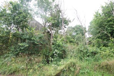 A Couple Of Dilapidated Barns, Being Situated On A Good Sized Plot In The Small Village Of Edgton. Potential To Redevelop The Barn And Plot, Subject To Appropriate Consents Being Granted. An Overage Provision Will Apply To The Sale.